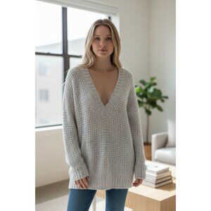 NEW American Eagle Womens S Oversized White Knit V-Deep Neck Sweater Stretch